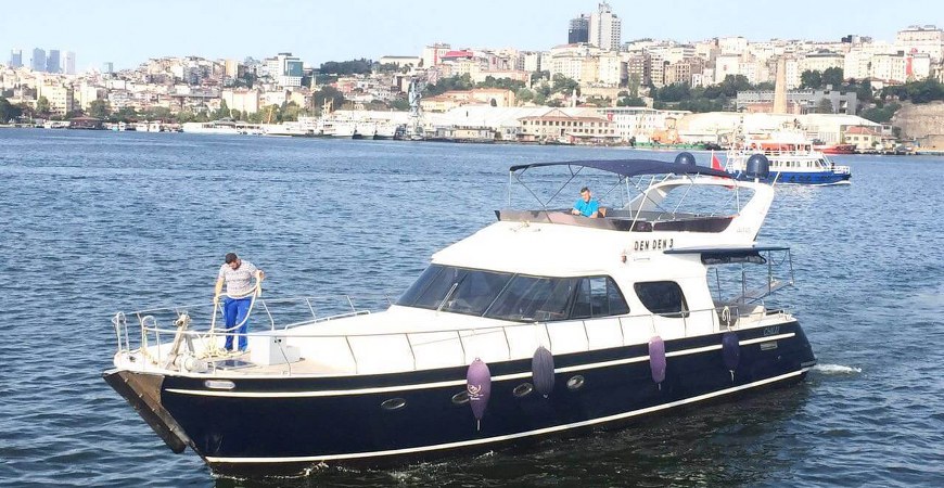 Bosphorus and Princess Island Cruise Tour